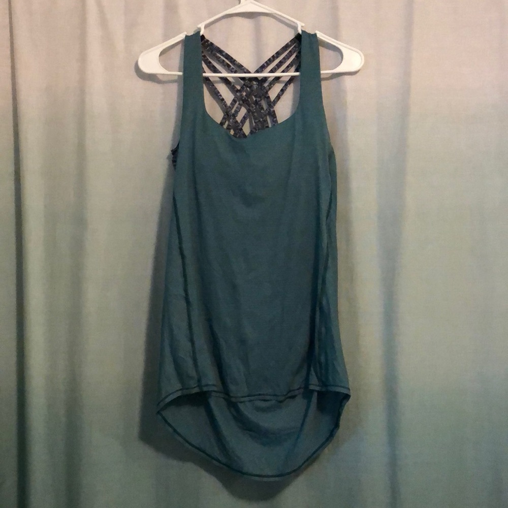 Green lululemon work out top